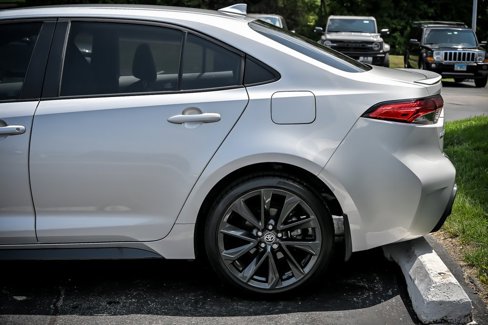 Used 2023 Toyota Corolla SE image 6