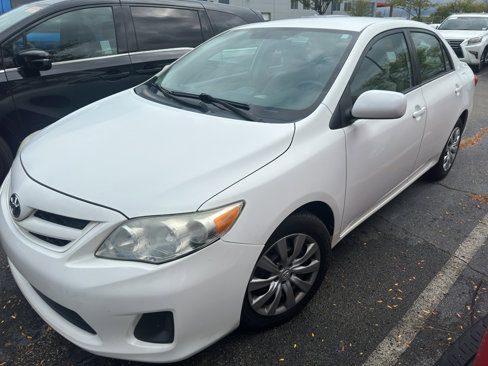 Used 2012 Toyota Corolla LE image 2
