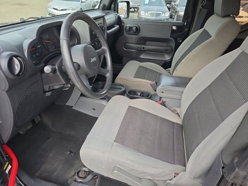 Used 2009 Jeep Wrangler X image 4