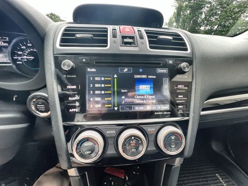 Used 2017 Subaru Forester 2.5i Touring image 16