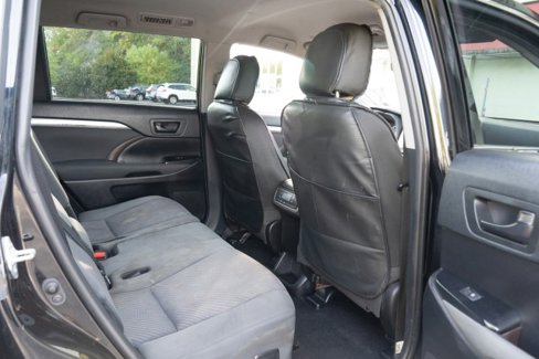 Used 2019 Toyota Highlander Plus image 37