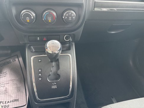 Used 2014 Jeep Patriot Sport w/ Power Value Group image 16