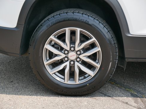 Used 2019 GMC Acadia SLE image 11