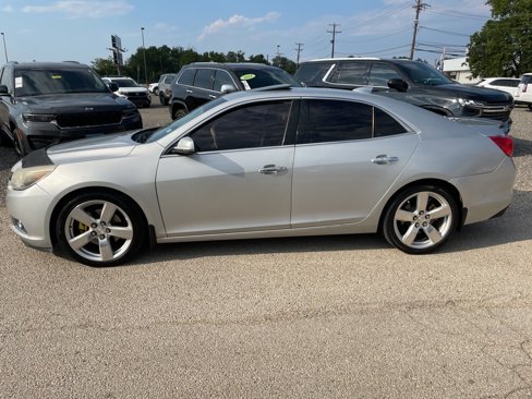 Used 2015 Chevrolet Malibu LTZ image 2