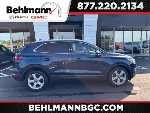 Used 2016 Lincoln MKC Premiere image 1