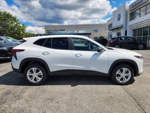 Used 2025 Chevrolet Trax LS image 6