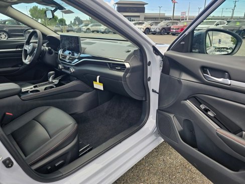New 2025 Nissan Altima 2.5 SR w/ SR Premium Package image 14