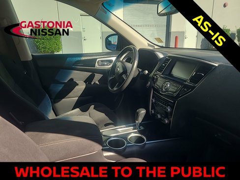 Used 2015 Nissan Pathfinder SV image 48
