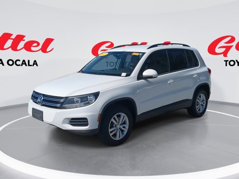 Used 2017 Volkswagen Tiguan S image 1