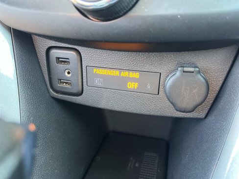 Used 2020 Chevrolet Trax LT image 24