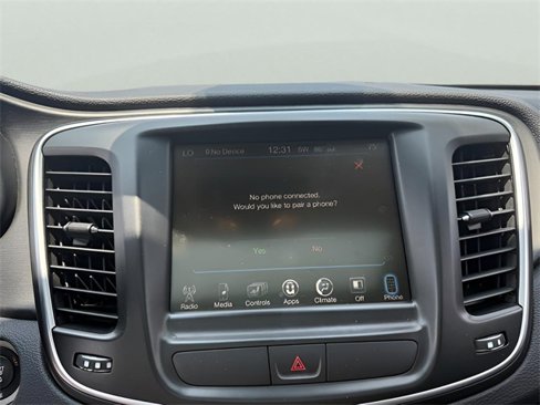 Used 2016 Chrysler 200 Limited w/ Anniversary Edition image 17