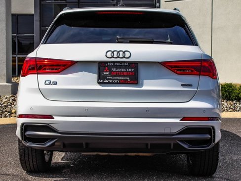 Used 2022 Audi Q3 2.0T Premium w/ Convenience Package image 5