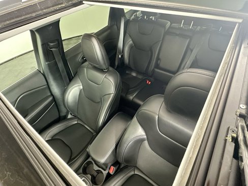 Used 2020 Jeep Cherokee Latitude Plus image 21