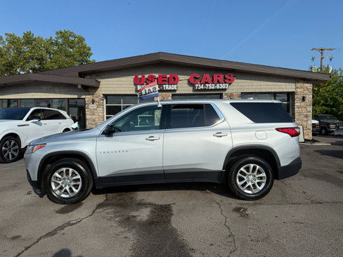 Used 2020 Chevrolet Traverse LS image 4