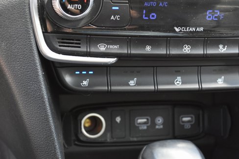 Used 2020 Hyundai Santa Fe Limited image 25