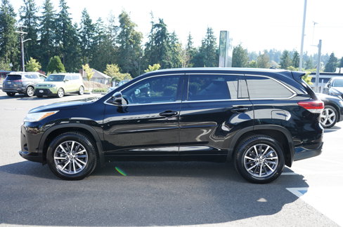 Used 2018 Toyota Highlander XLE image 6