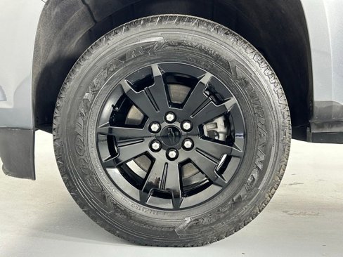 Used 2022 Chevrolet Colorado LT w/ Fleet Safety Package image 28