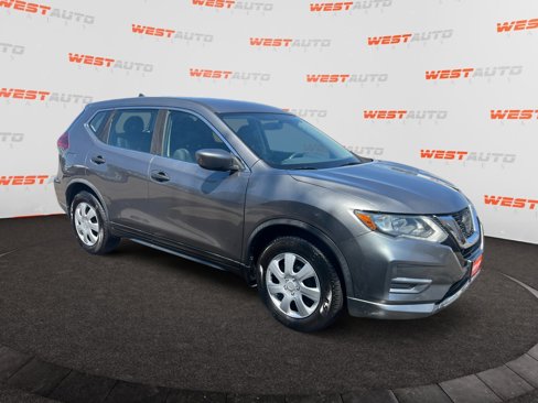 Used 2018 Nissan Rogue S image 7