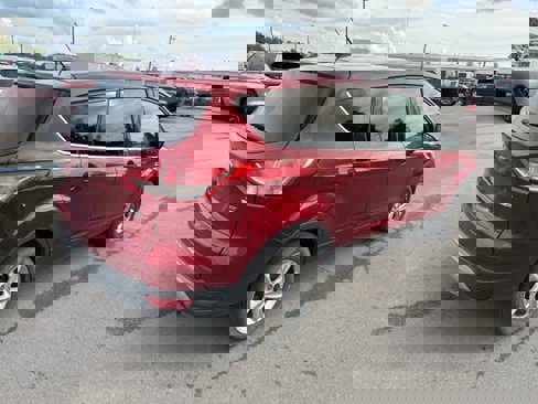 Used 2015 Ford Escape SE image 14