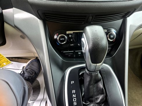 Used 2013 Ford Escape SE image 48