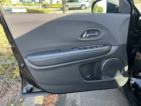 Used 2019 Honda HR-V EX image 9