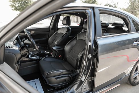 Used 2021 Kia Forte GT-Line image 31