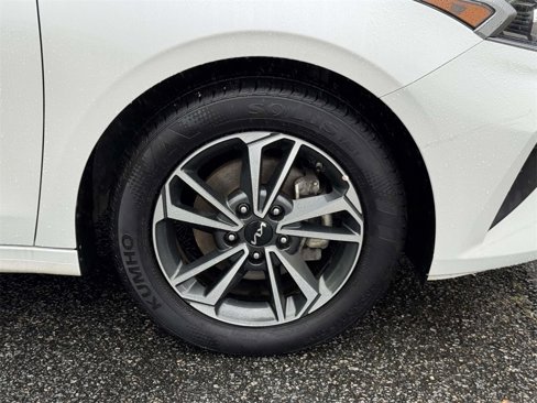 Used 2024 Kia Forte LXS image 25