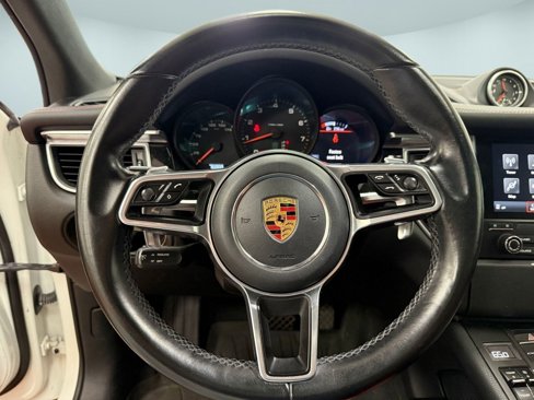 Used 2017 Porsche Macan image 15