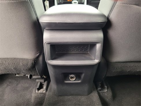 Used 2021 Toyota RAV4 LE image 17
