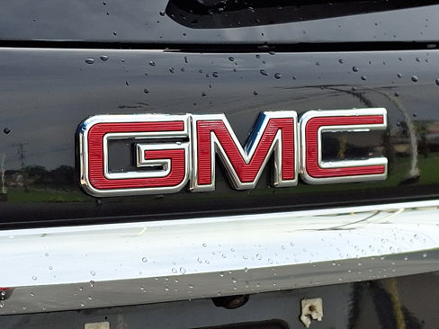 Used 2018 GMC Terrain SLE image 32