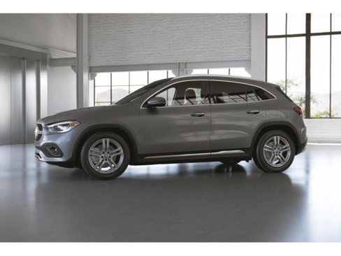 Certified 2021 Mercedes-Benz GLA 250 4MATIC image 37