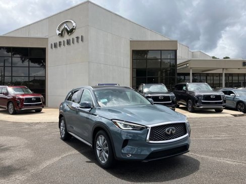 Certified 2022 INFINITI QX50 Luxe w/ Cargo Package image 1