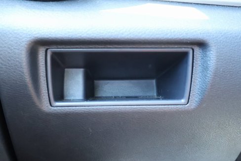 Used 2021 Nissan Versa SV image 17