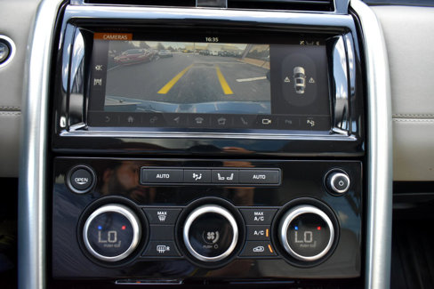 Used 2019 Land Rover Discovery HSE image 20