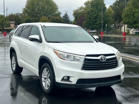 Used 2016 Toyota Highlander LE image 7