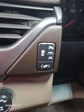Used 2017 Chevrolet Tahoe LT image 28