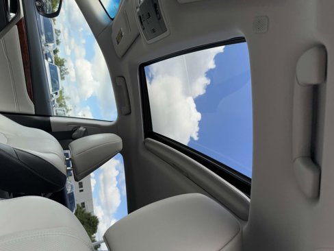 Used 2018 Lexus RX 350L w/ Premium Package image 20