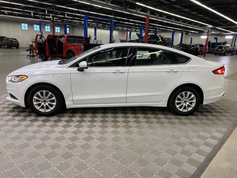 Used 2018 Ford Fusion S image 5