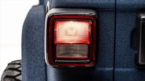 Used 2025 Jeep Wrangler Unlimited Sport image 28