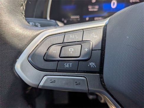 Used 2024 Volkswagen Jetta SE image 13