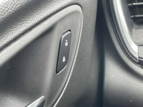 Used 2024 Buick Encore GX Sport Touring w/ Comfort Package image 25