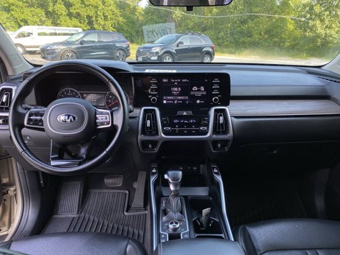 Used 2021 Kia Sorento EX image 5