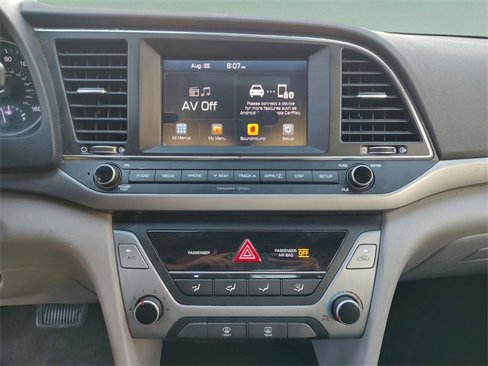 Used 2018 Hyundai Elantra SEL image 16
