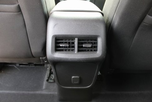 Used 2018 Chevrolet Equinox LT image 35