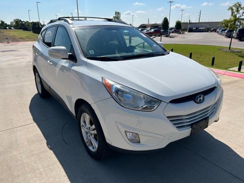 Used 2013 Hyundai Tucson GLS image 2
