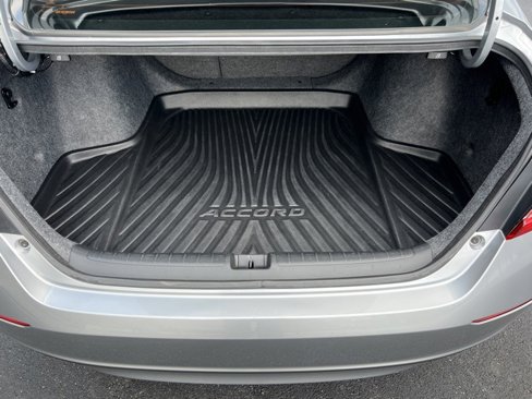Used 2020 Honda Accord EX image 17