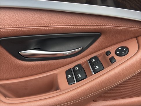 Used 2013 BMW 535i xDrive Sedan image 12