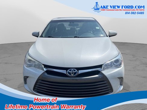 Used 2017 Toyota Camry XLE image 8