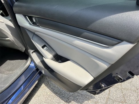 Used 2020 Honda Accord LX image 13