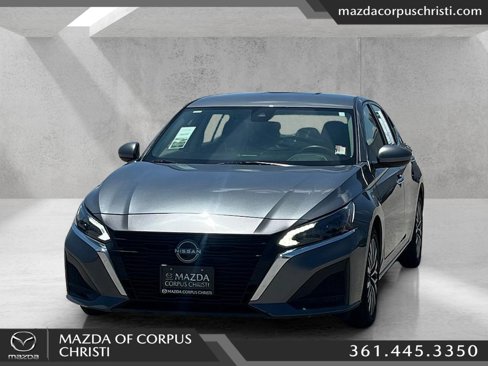 Used 2023 Nissan Altima 2.5 SV image 1